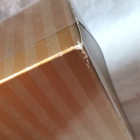 Umbrella & Cosmetic Bag - Picture 6 of 6